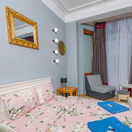 Center, 3bdr, Heart Of The City, Free Secured Parking ソフィア